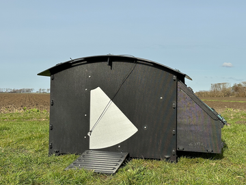 Kunststof Nestera Kippenhok - Large House Grondmodel deurtje