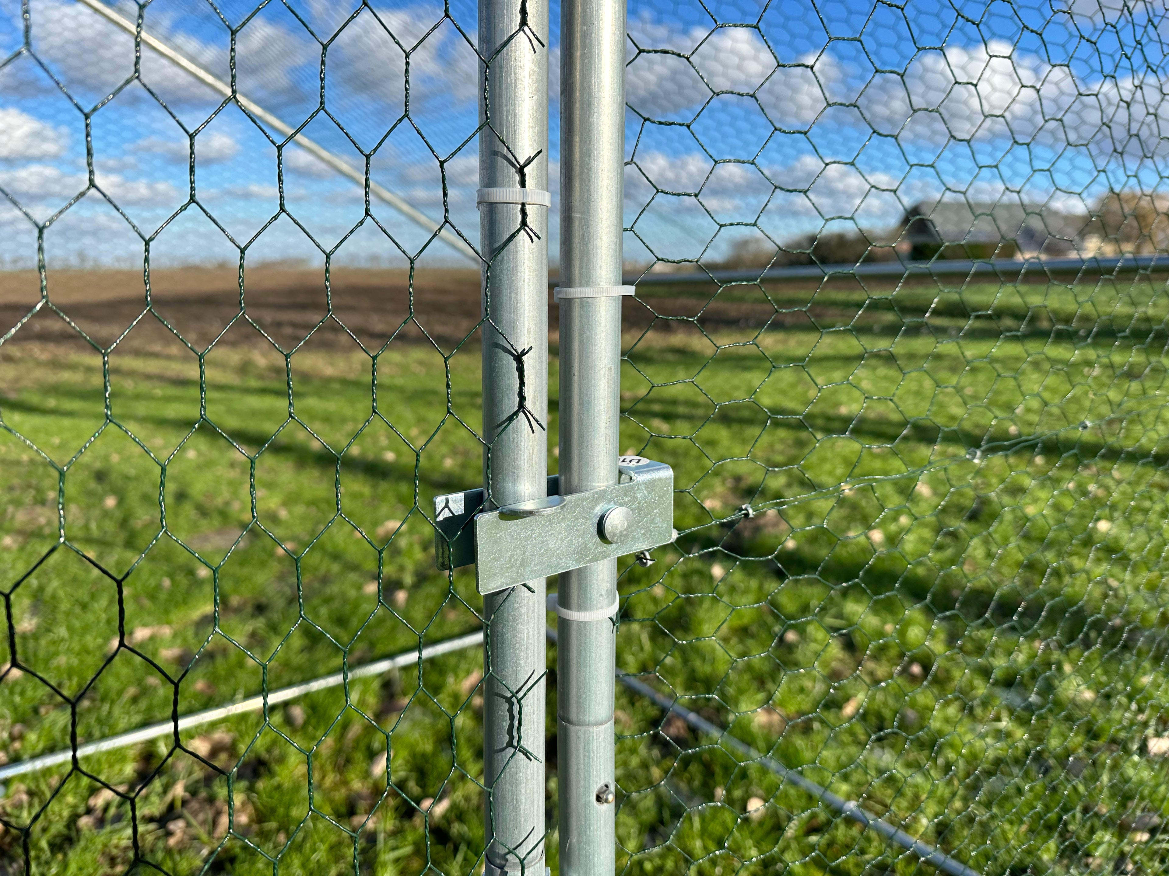MaxxPet Kippenhok - Kippenkooi - Konijnenkooi - Kippenren - Kippen En Konijnenkooi Kippenren Kippen En Knaagdieren Hok Met Buitenverblijf 154x56x70 Cm MaxxPet Kippenhok - Kippenkooi - Konijnenkooi - Kippenren - Kippen En Konijnenkooi Kippenren Kippen En Knaagdieren Hok Met Buitenverblijf 154x56x70 Cm